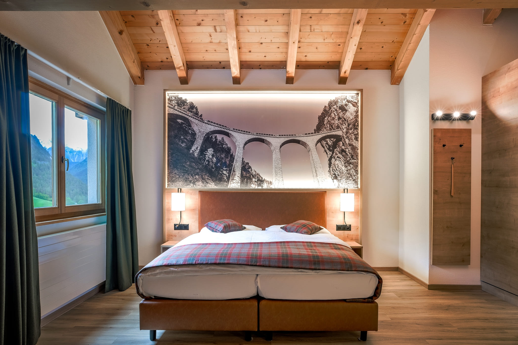 Hotel_Grischuna_Zimer_Mai_2025-36