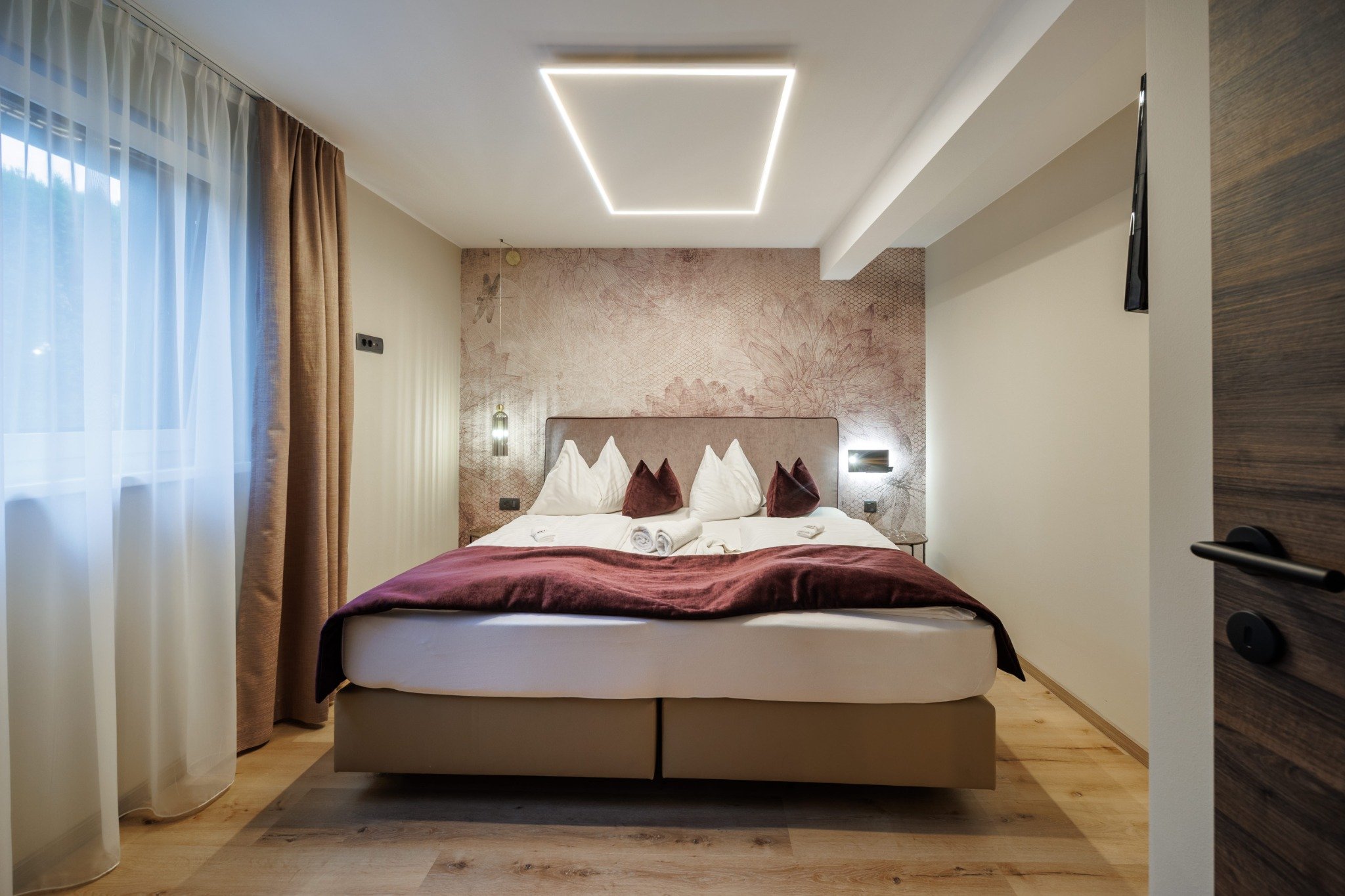 Apart of me Faaker See ROOM 058 Edit