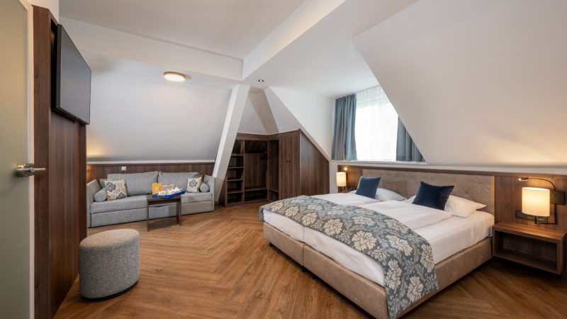 Cosy Twin Lilienhof (2) - _500kb_ v2